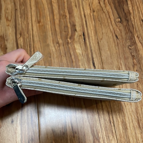 Free with purchase! Sephora “Clutch” - Picture 10 of 10